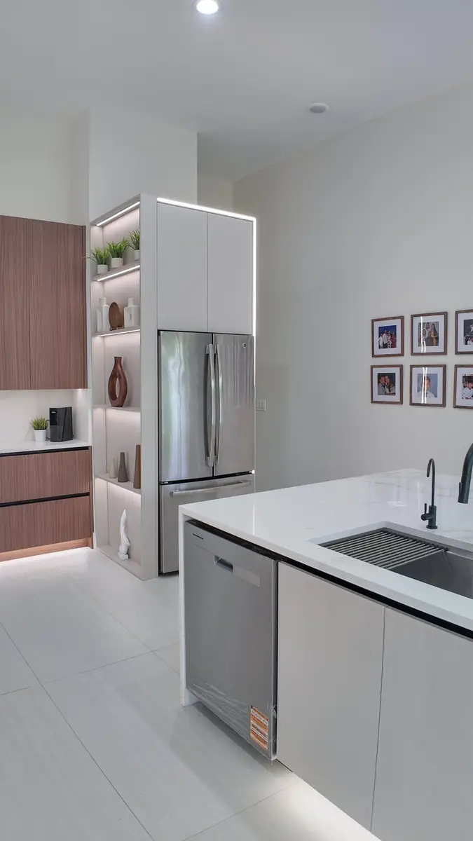 Straight rectangular island end with a built-in beverage refrigerator